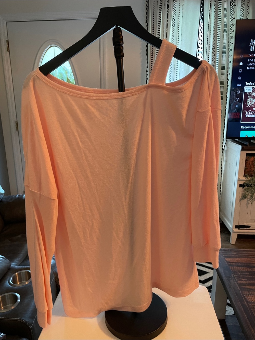 JS Jinkesi Women's Peach Off-Shoulder Long Sleeve Top - Casual Lightweight